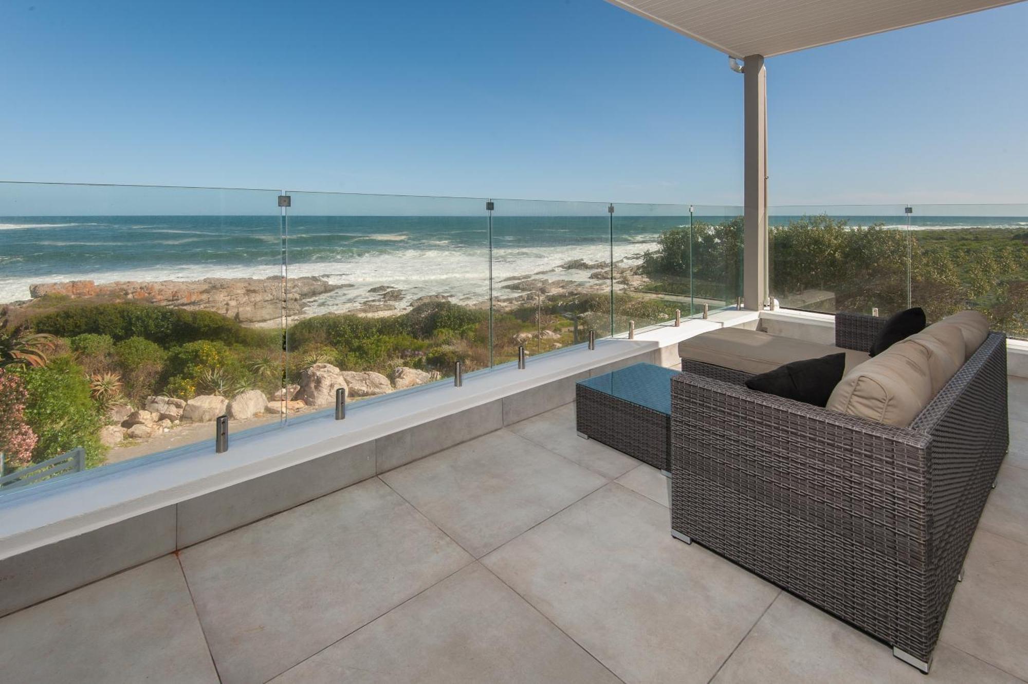 Absolute Ocean Boutique Guesthouse Херманус Экстерьер фото