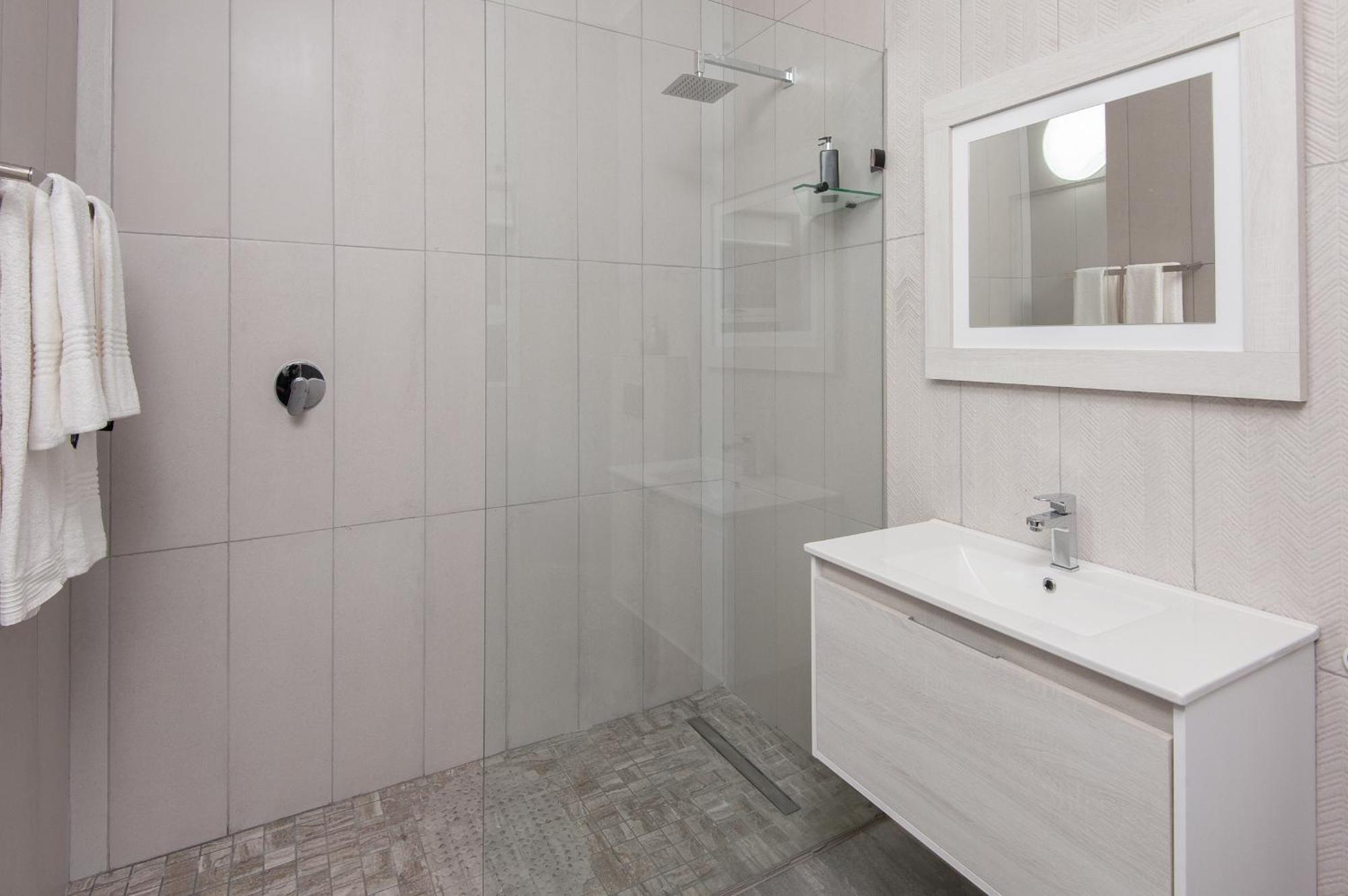 Absolute Ocean Boutique Guesthouse Херманус Экстерьер фото
